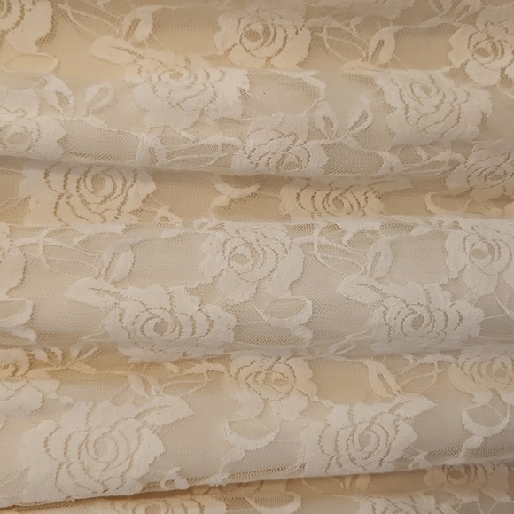 Dress Barn Ivory Lace Flutter Sleeve Top Size S - Picture 6 of 9